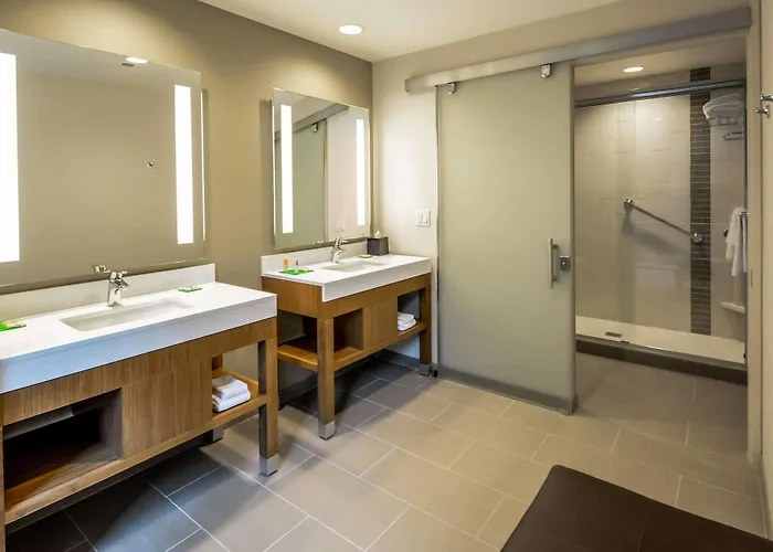 Hyatt Place Chicago/downtown - The Loop Hotel 3*